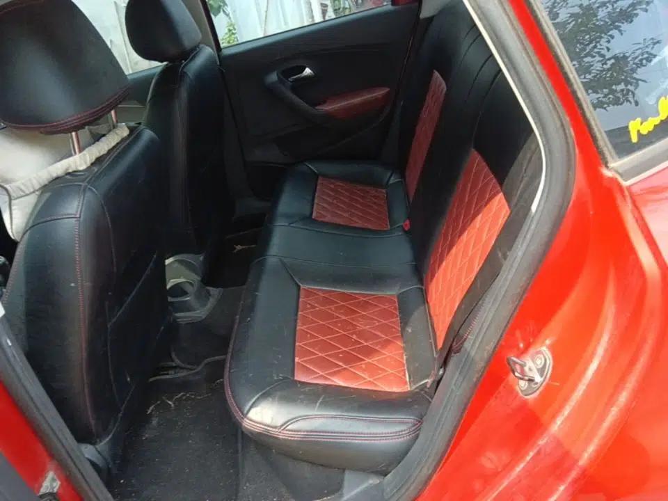 Volkswagen Polo 2013 1.4L Manual Fashion Edition — миниатюра 17