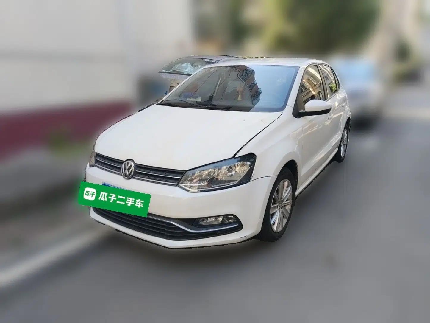 Volkswagen Polo 2014 1.4L Manual Comfort Edition — миниатюра 1