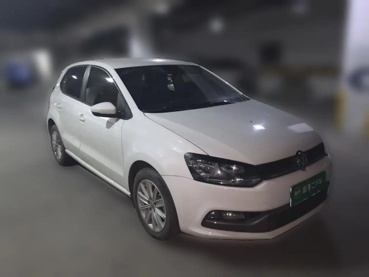 Volkswagen Polo 2014 1.6L Automatic Comfort Edition — миниатюра 3