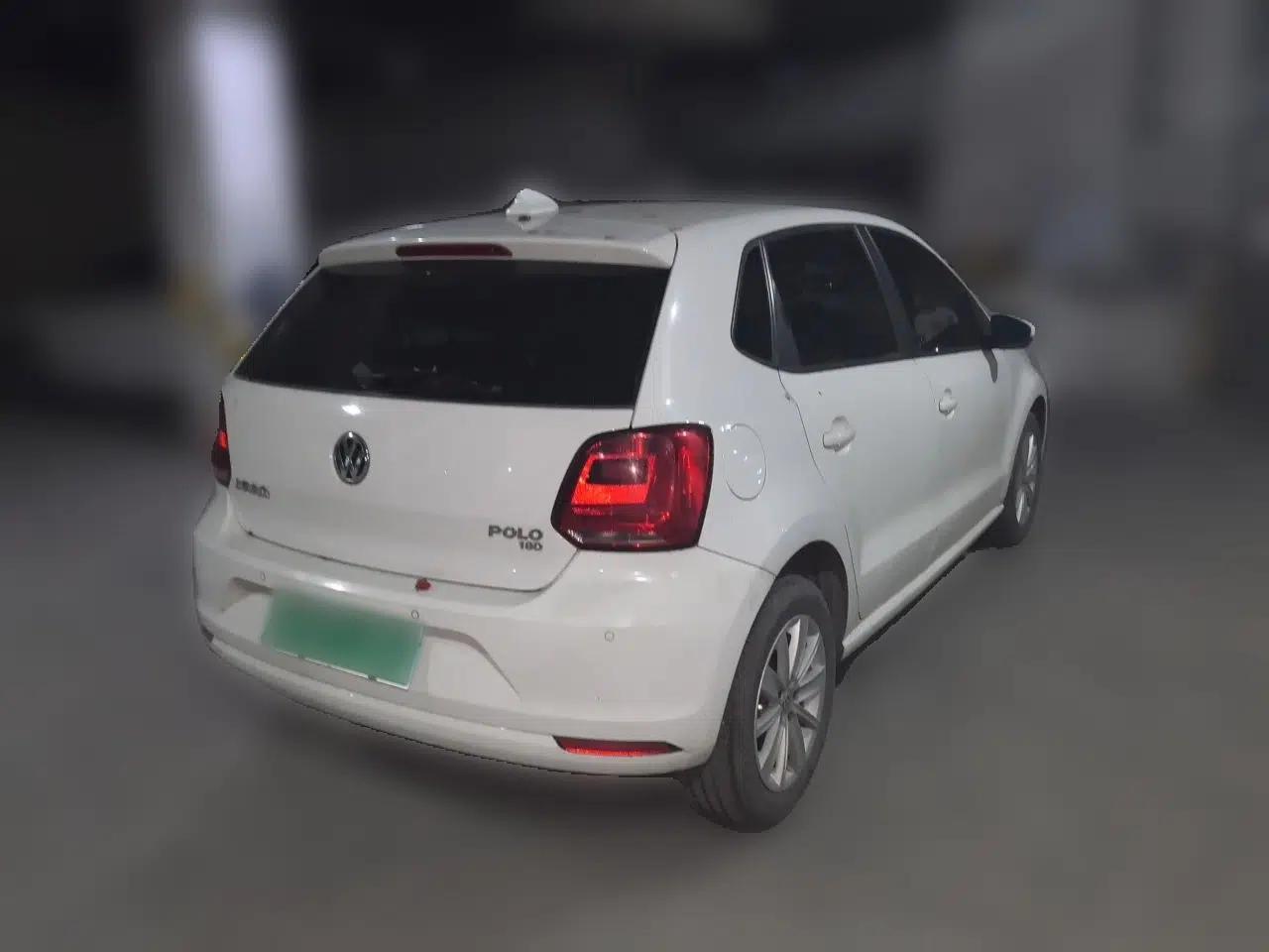 Volkswagen Polo 2014 1.6L Automatic Comfort Edition — миниатюра 6