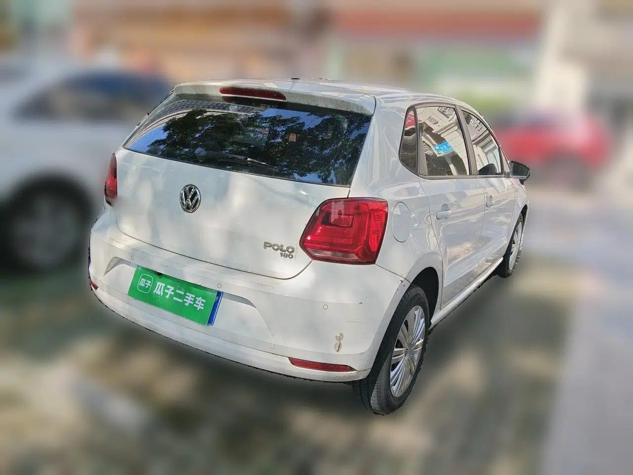 Volkswagen Polo 2016 1.6L Automatic Comfort Model — миниатюра 6
