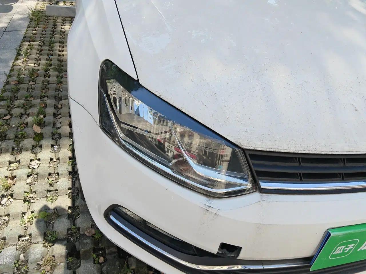 Volkswagen Polo 2016 1.6L Automatic Comfort Model — миниатюра 7