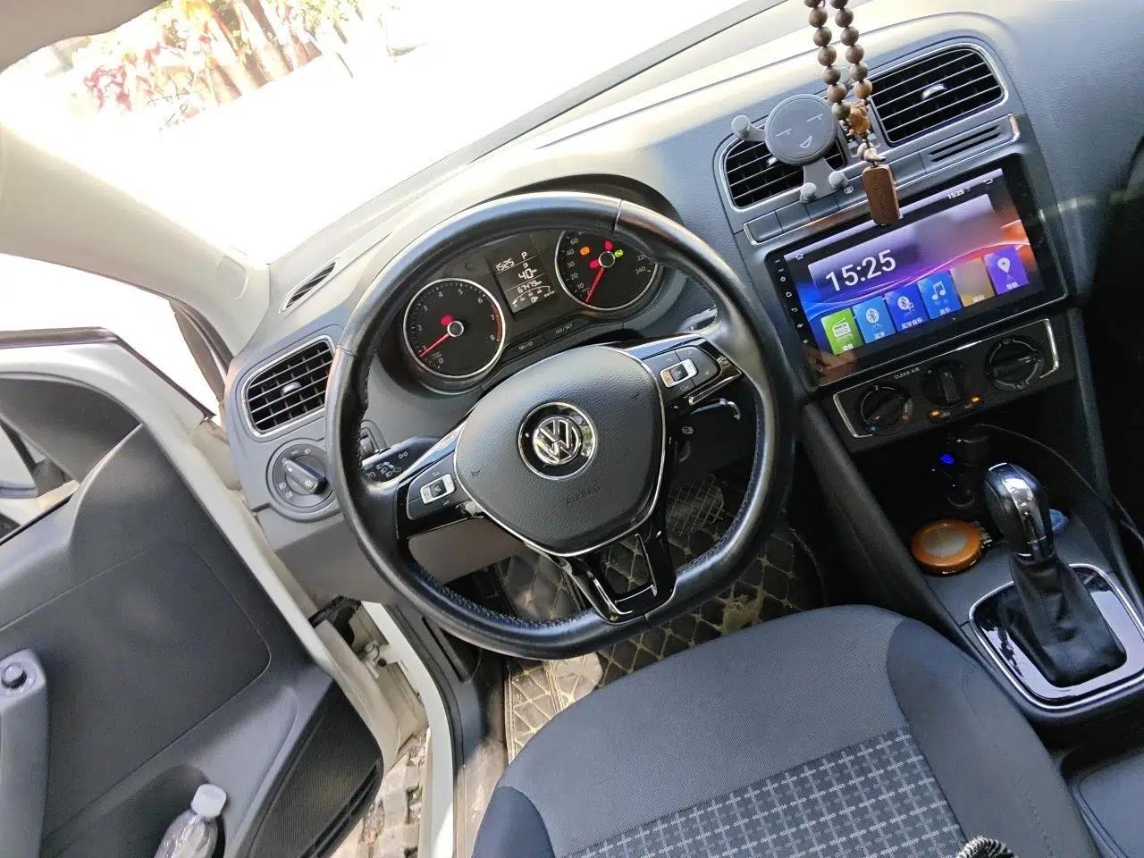 Volkswagen Polo 2016 1.6L Automatic Comfort Model — миниатюра 10