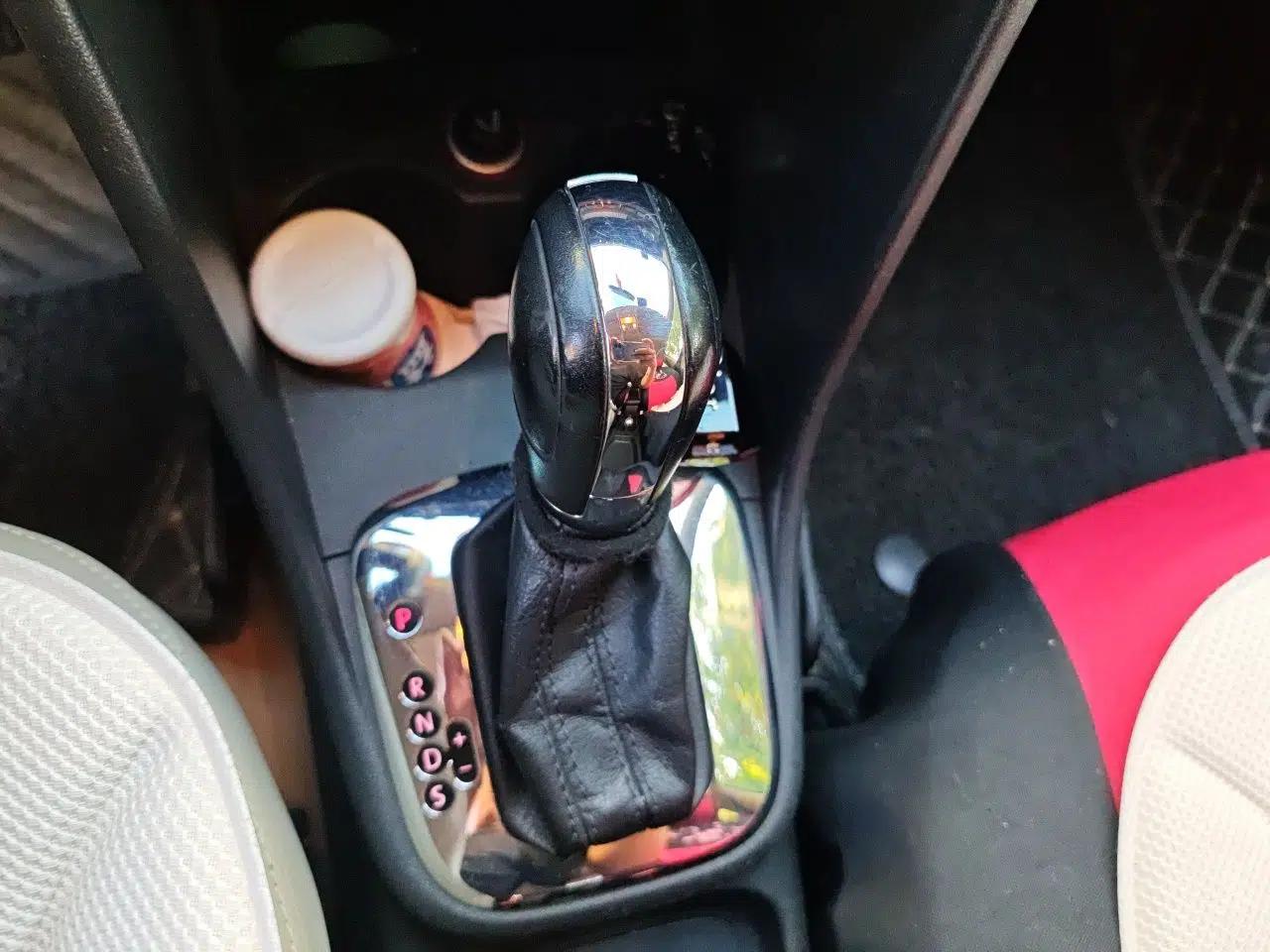 Volkswagen Polo 2013 1.4L Automatic Luxury Edition — миниатюра 14
