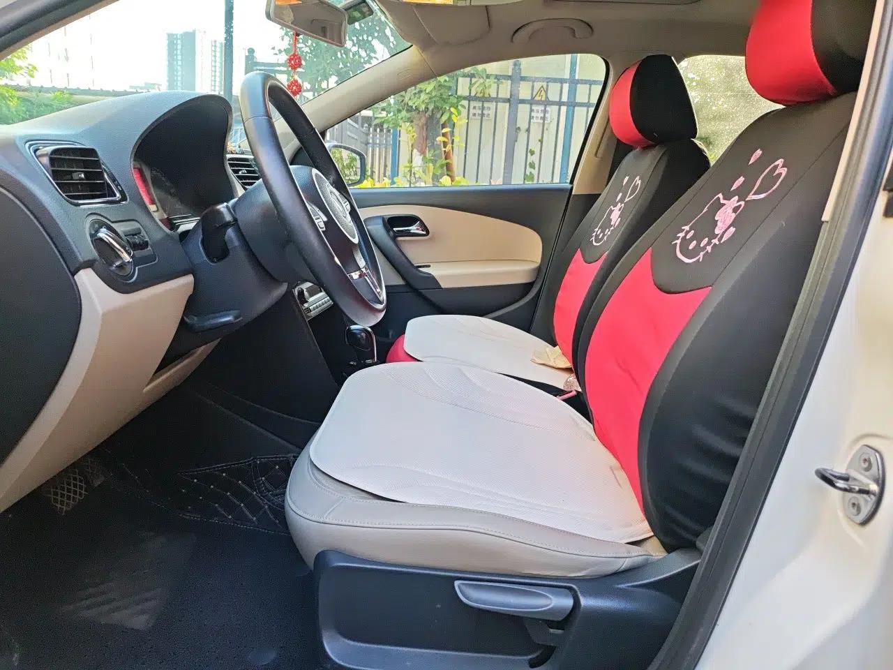 Volkswagen Polo 2013 1.4L Automatic Luxury Edition — миниатюра 15