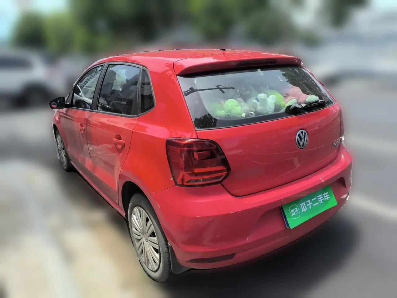 Volkswagen Polo 2016 1.6L Automatic Comfort Model — миниатюра 4