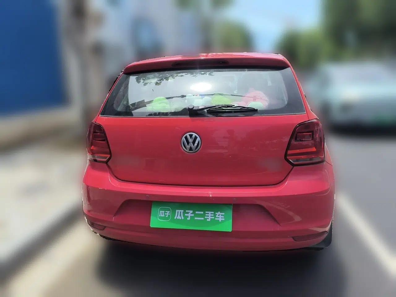 Volkswagen Polo 2016 1.6L Automatic Comfort Model — миниатюра 5