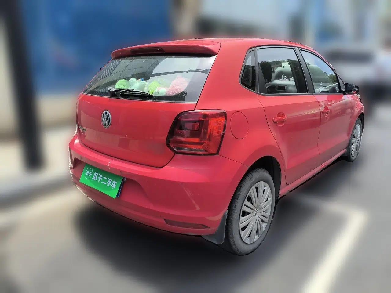 Volkswagen Polo 2016 1.6L Automatic Comfort Model — миниатюра 6