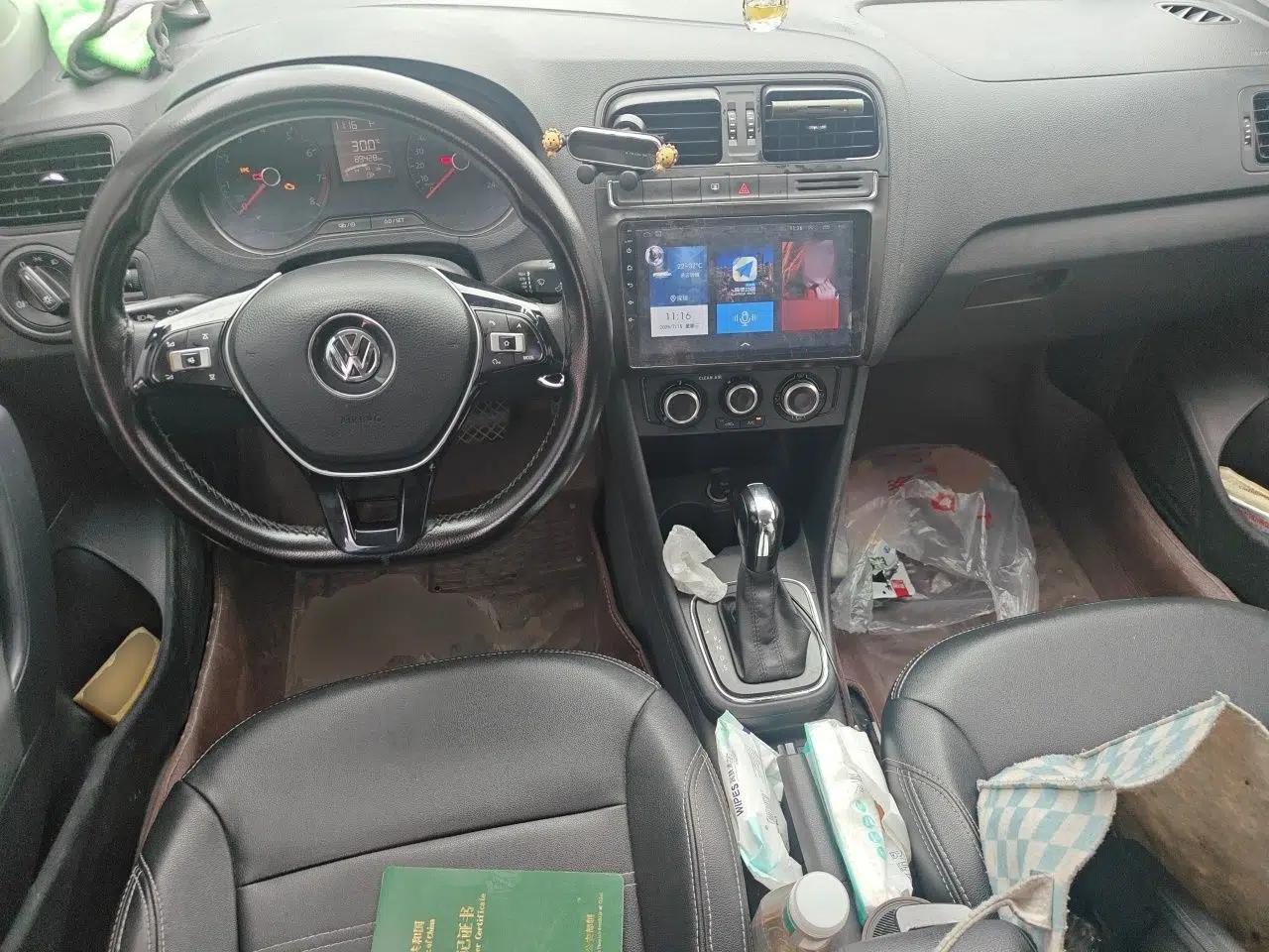 Volkswagen Polo 2016 1.4L Automatic Trendy Model — миниатюра 9