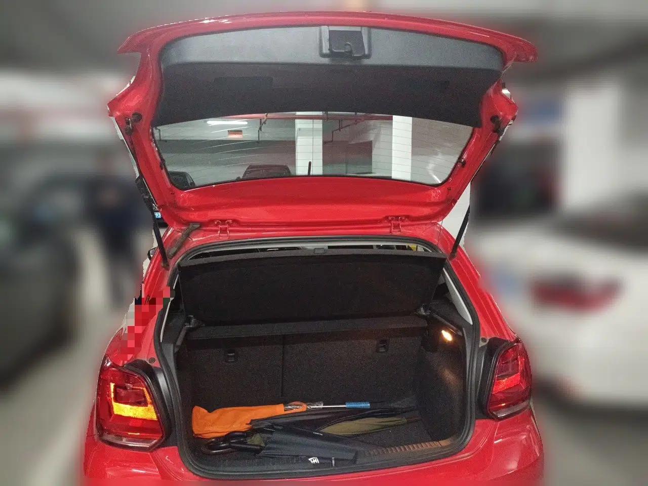 Volkswagen Polo 2016 1.6L Automatic Comfort Model — миниатюра 19