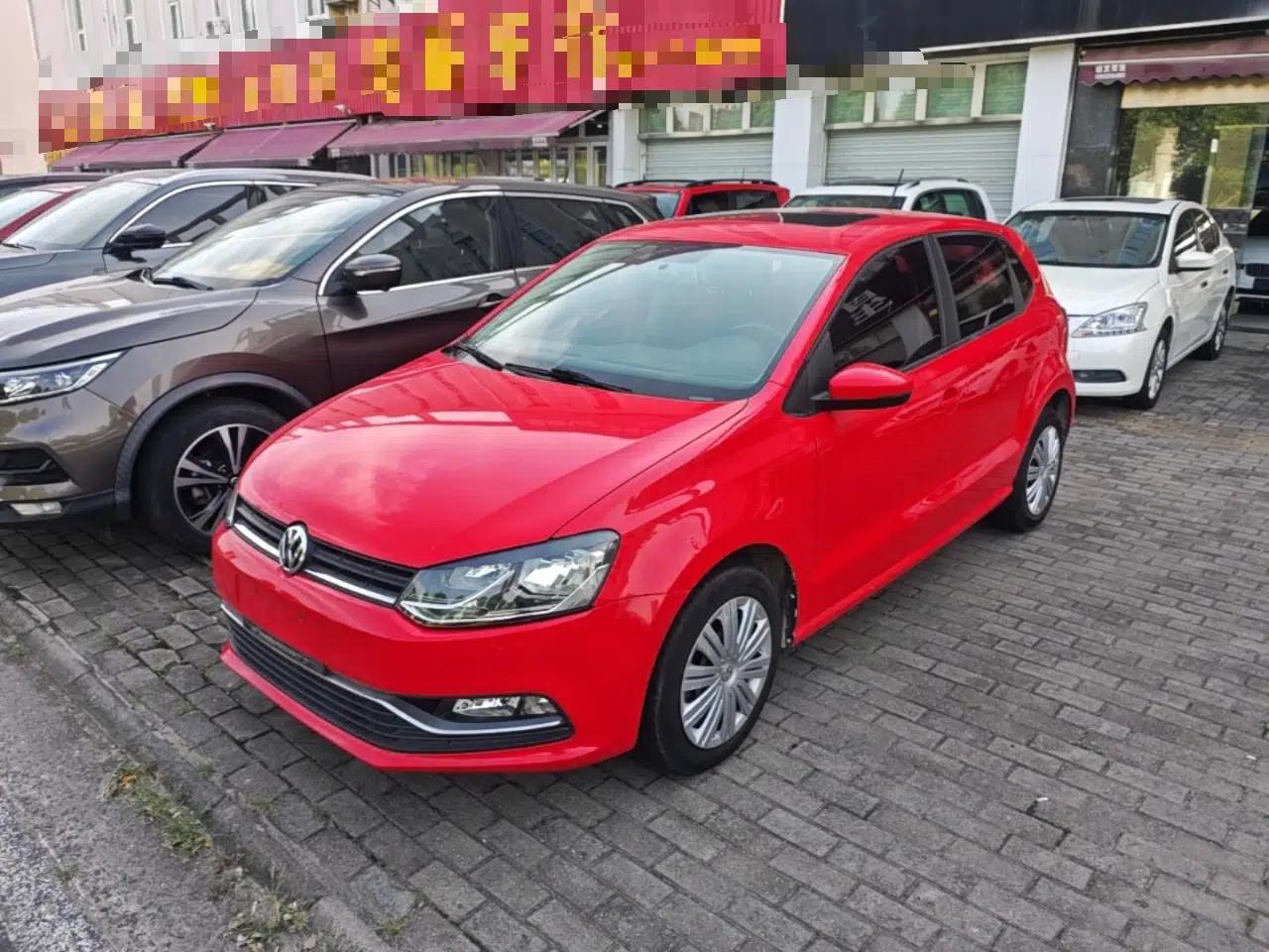 Volkswagen Polo 2016 1.6L Automatic Comfort Model — миниатюра 1