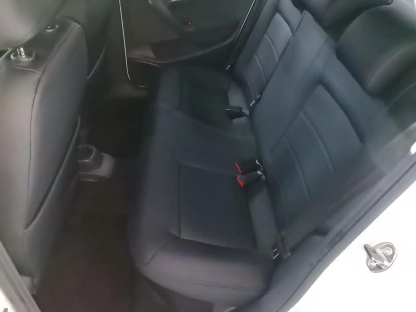 Volkswagen Polo 2016 1.4L Automatic Trendy Model — миниатюра 20