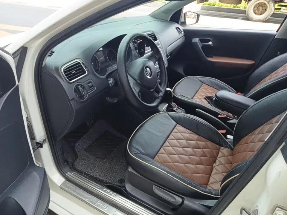 Volkswagen Polo 2014 1.4L Automatic Comfort Edition — миниатюра 23