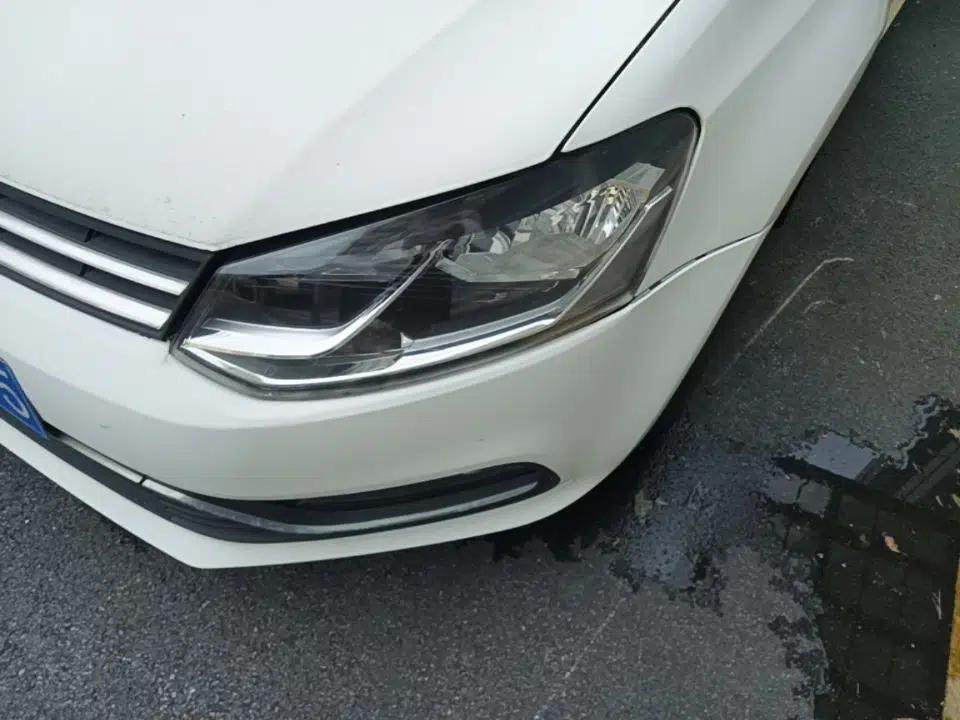 Volkswagen Polo 2014 1.4L Automatic Comfort Edition — миниатюра 8