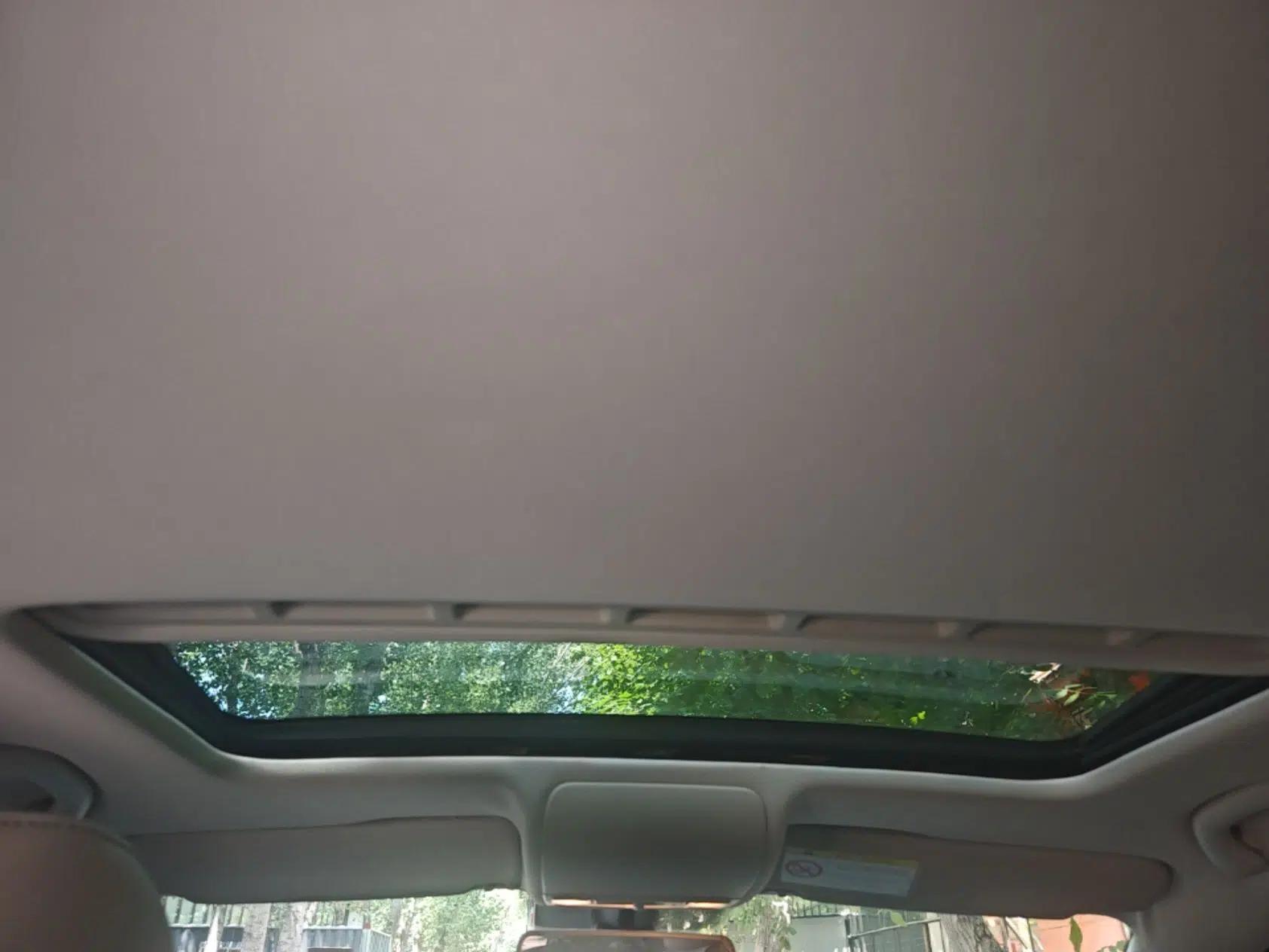 Volkswagen Polo 2014 1.4L Manual Comfort Edition — миниатюра 26