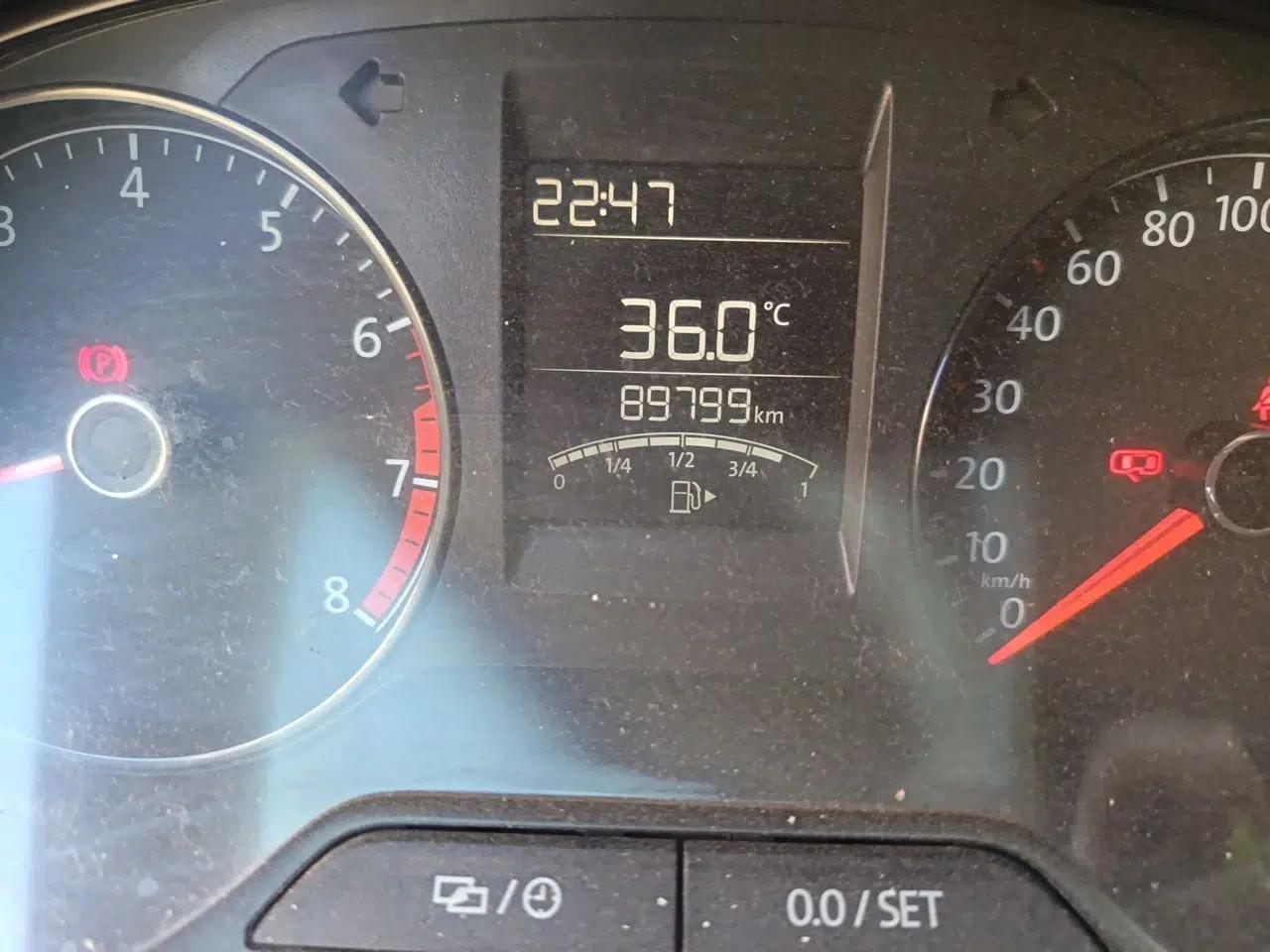 Volkswagen Polo 2016 1.4L Manual Fashion Model — миниатюра 12