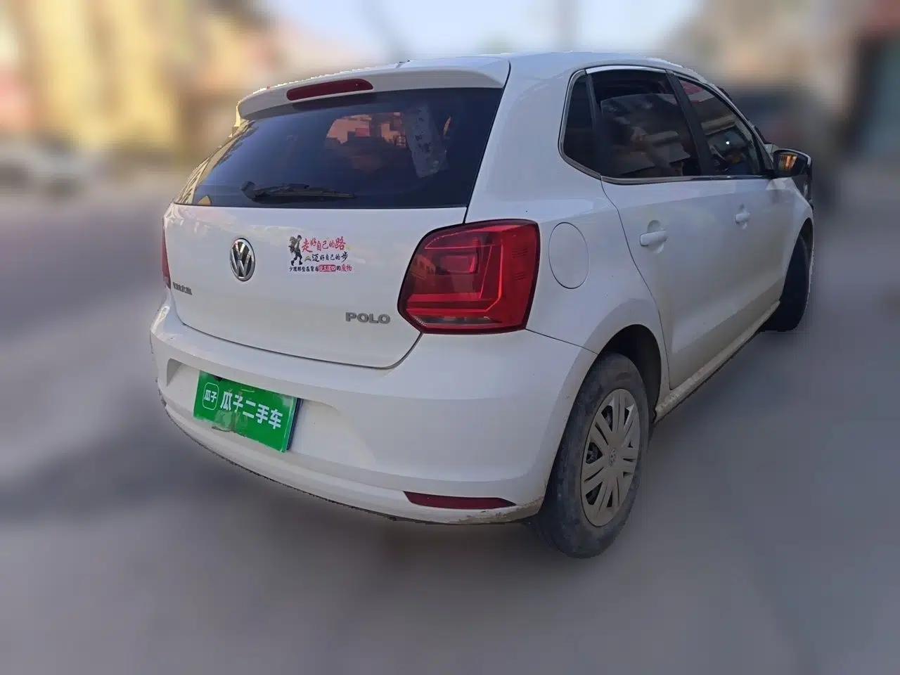 Volkswagen Polo 2016 1.4L Manual Fashion Model — миниатюра 6