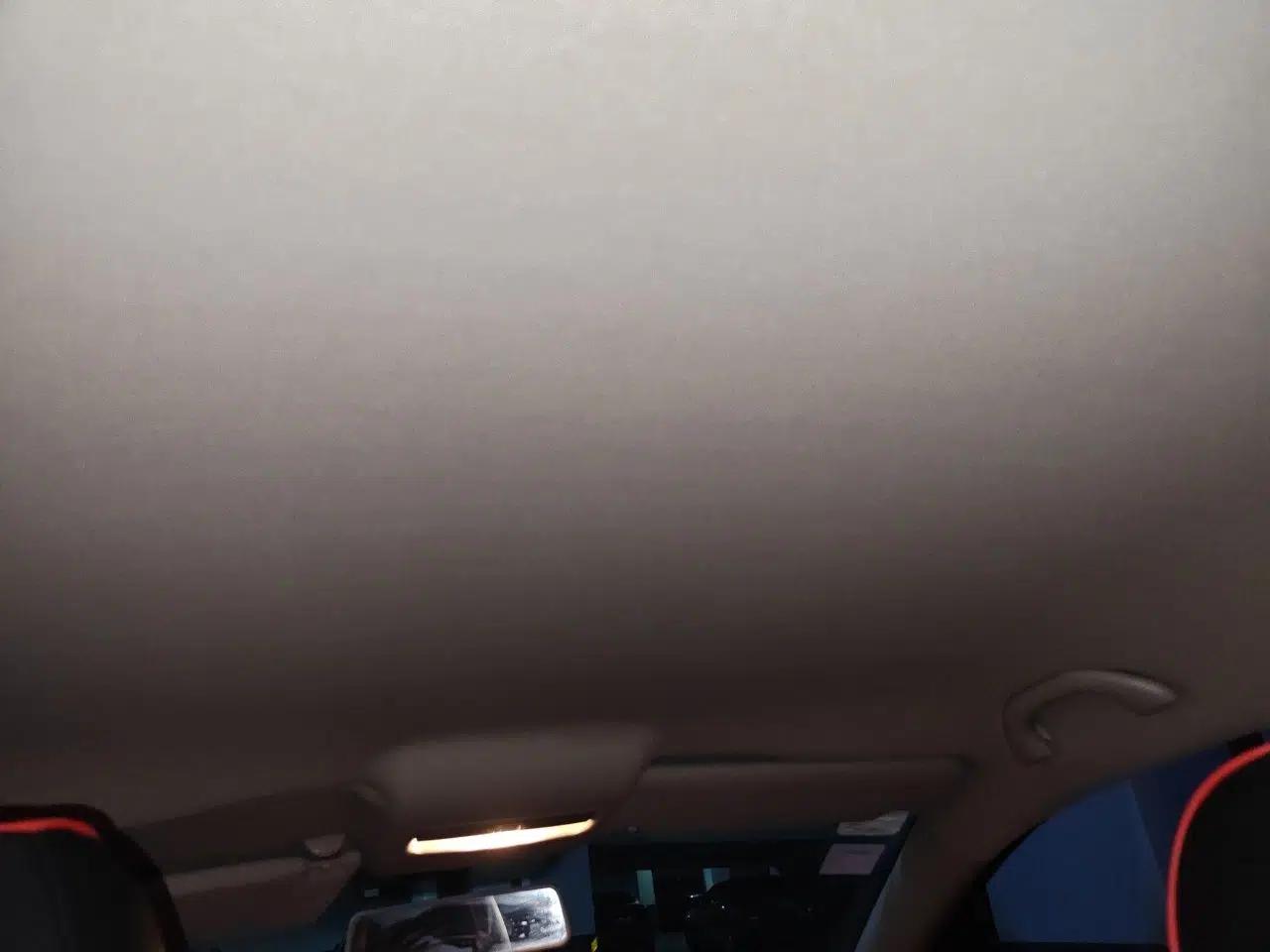 Volkswagen Polo 2013 1.6L Automatic Comfort Edition — миниатюра 18