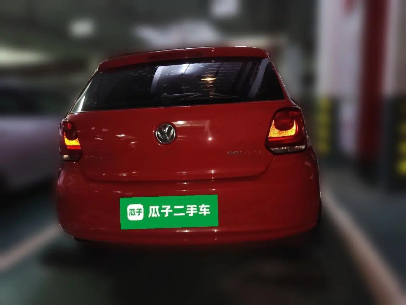 Volkswagen Polo 2013 1.6L Automatic Comfort Edition — миниатюра 5