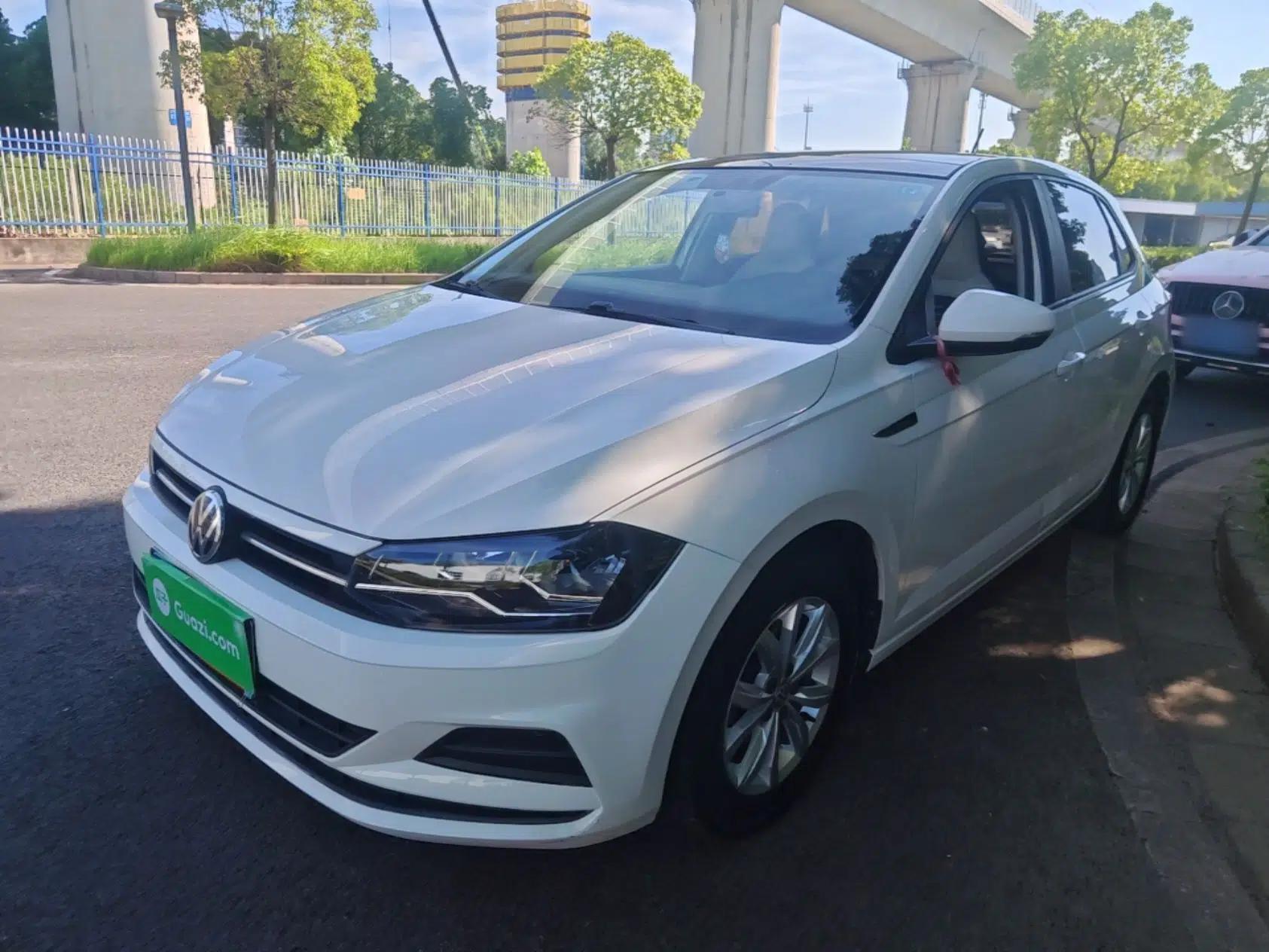 Volkswagen Polo 2019 Plus 1.5L Automatic Colorful Technology Edition — миниатюра 1