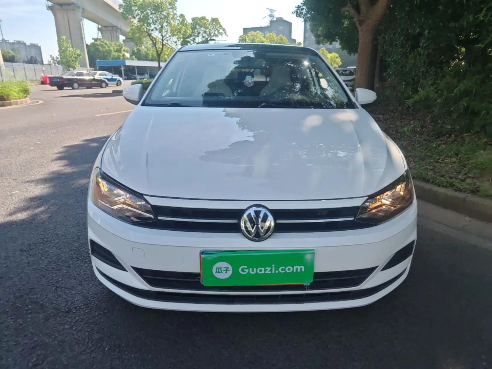 Volkswagen Polo 2019 Plus 1.5L Automatic Colorful Technology Edition — миниатюра 2
