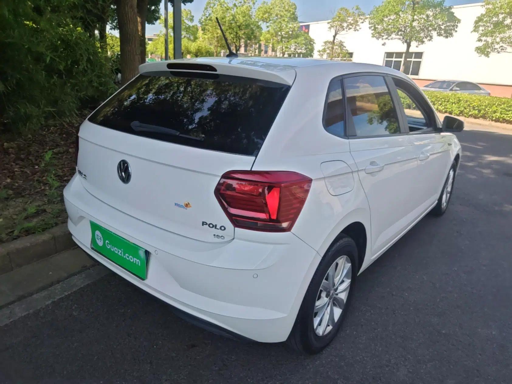 Volkswagen Polo 2019 Plus 1.5L Automatic Colorful Technology Edition — миниатюра 6