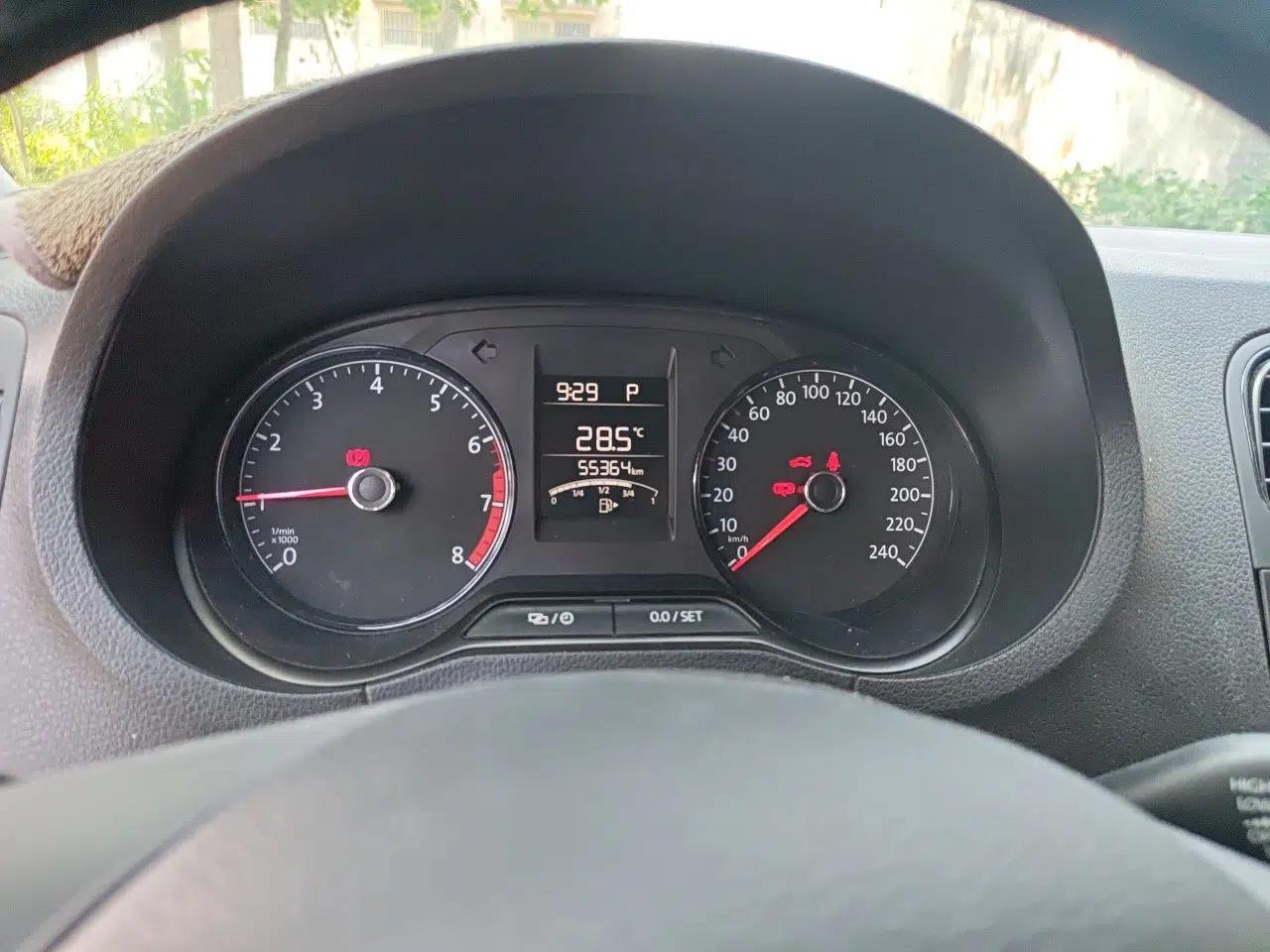 Volkswagen Polo 2018 1.5L Automatic Advanced Driving Model — миниатюра 11