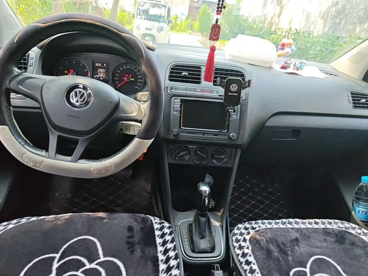 Volkswagen Polo 2018 1.5L Automatic Advanced Driving Model — миниатюра 9