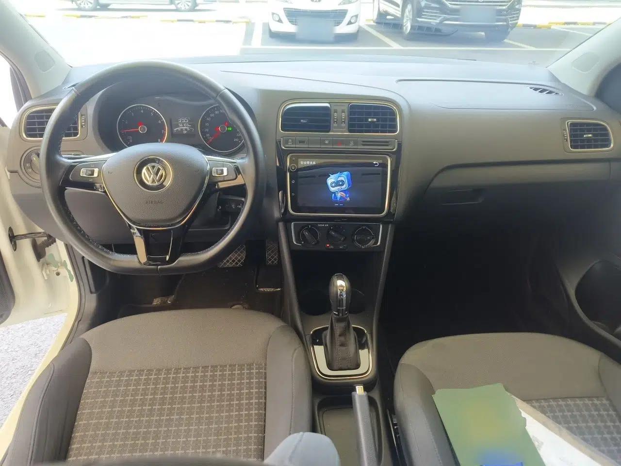Volkswagen Polo 2018 1.5L Automatic Enjoyment Model — миниатюра 6