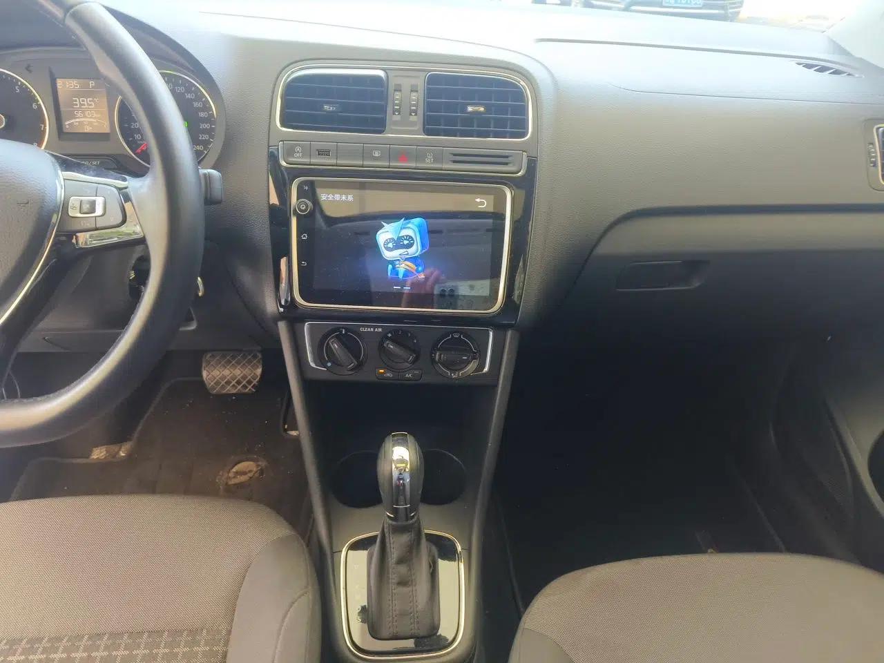 Volkswagen Polo 2018 1.5L Automatic Enjoyment Model — миниатюра 10