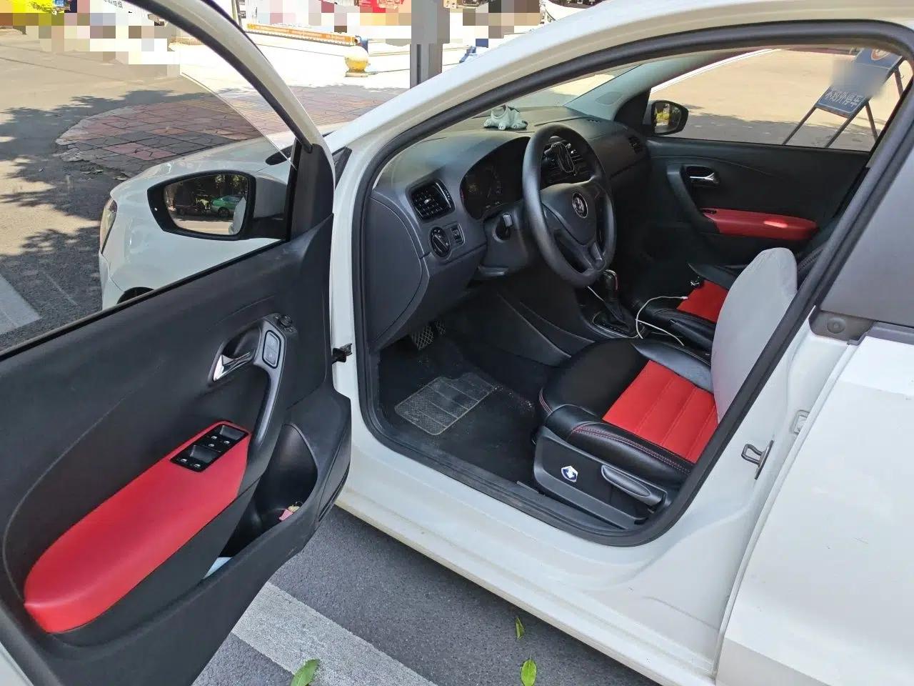 Volkswagen Polo 2018 1.5L Automatic Advanced Driving Model — миниатюра 16