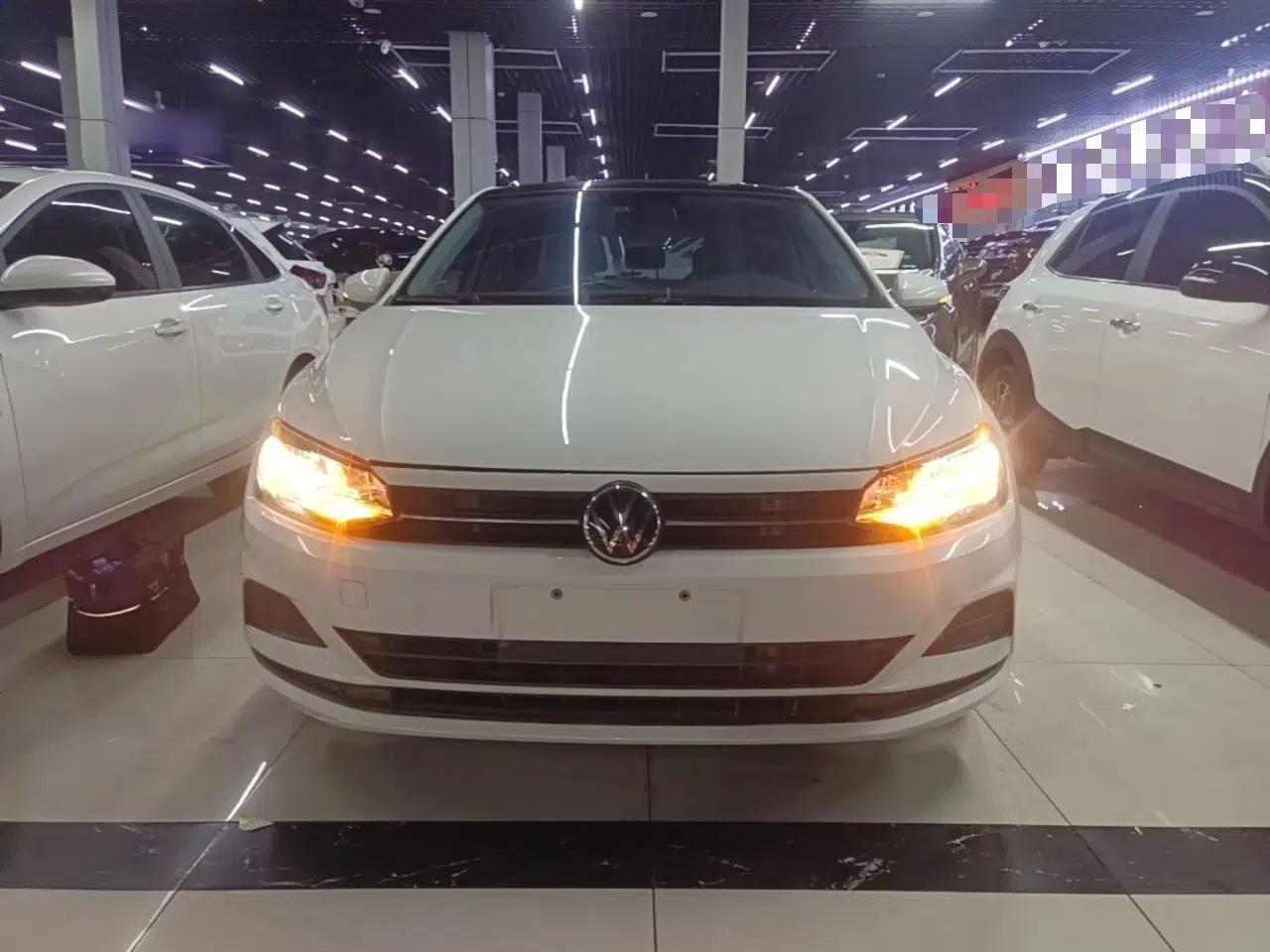 Volkswagen Polo 2021 Plus 1.5L Automatic Colorful Tech Edition — миниатюра 2