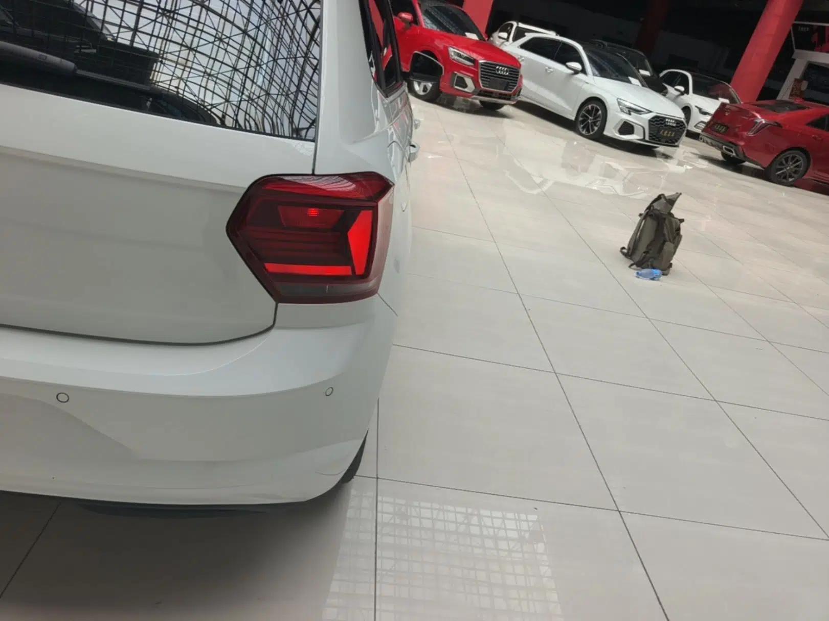Volkswagen Polo 2021 Plus 1.5L Automatic Colorful Tech Edition — миниатюра 9