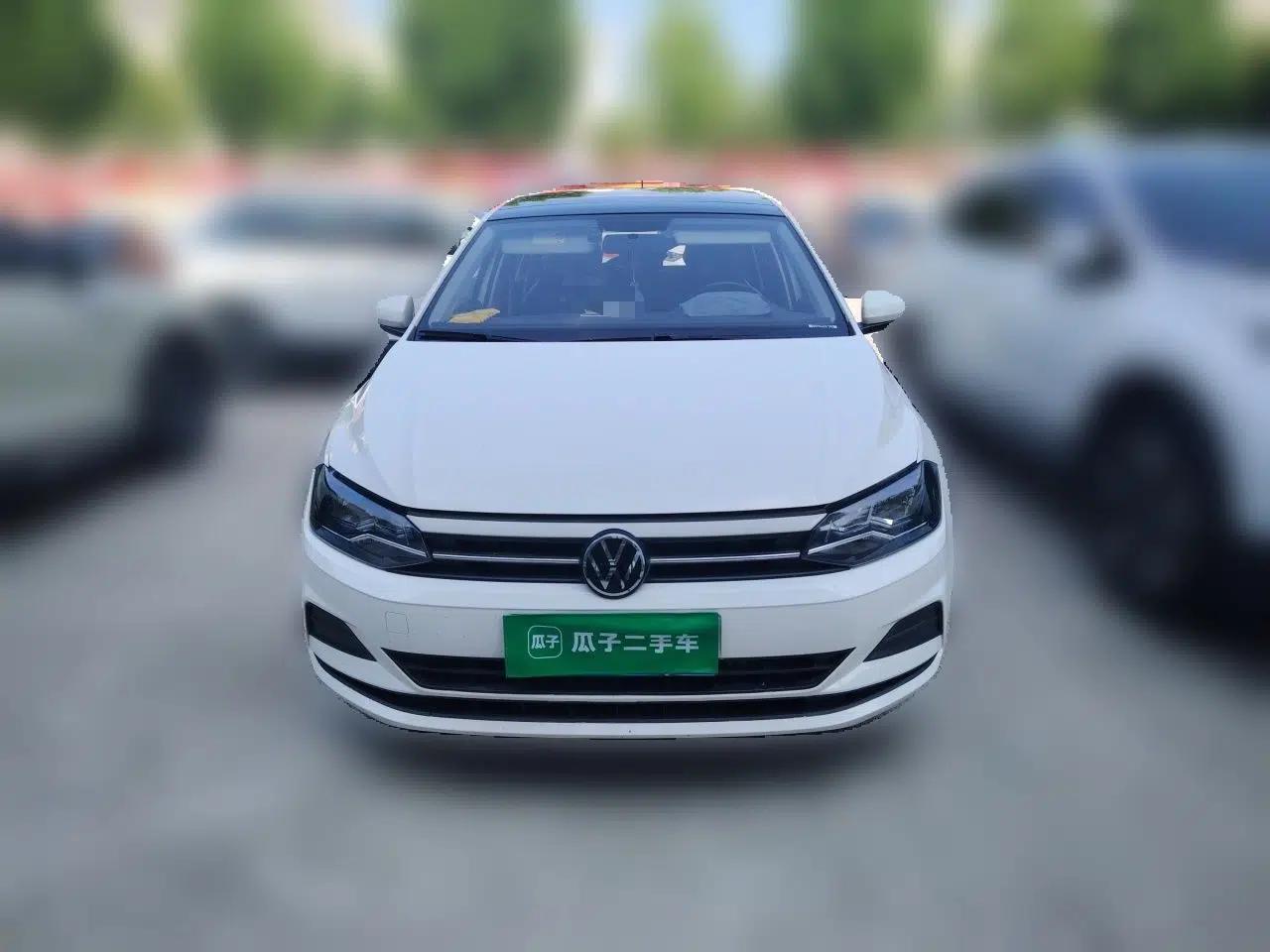 Volkswagen Polo 2019 Plus 1.5L Automatic Colorful Technology Edition — миниатюра 2