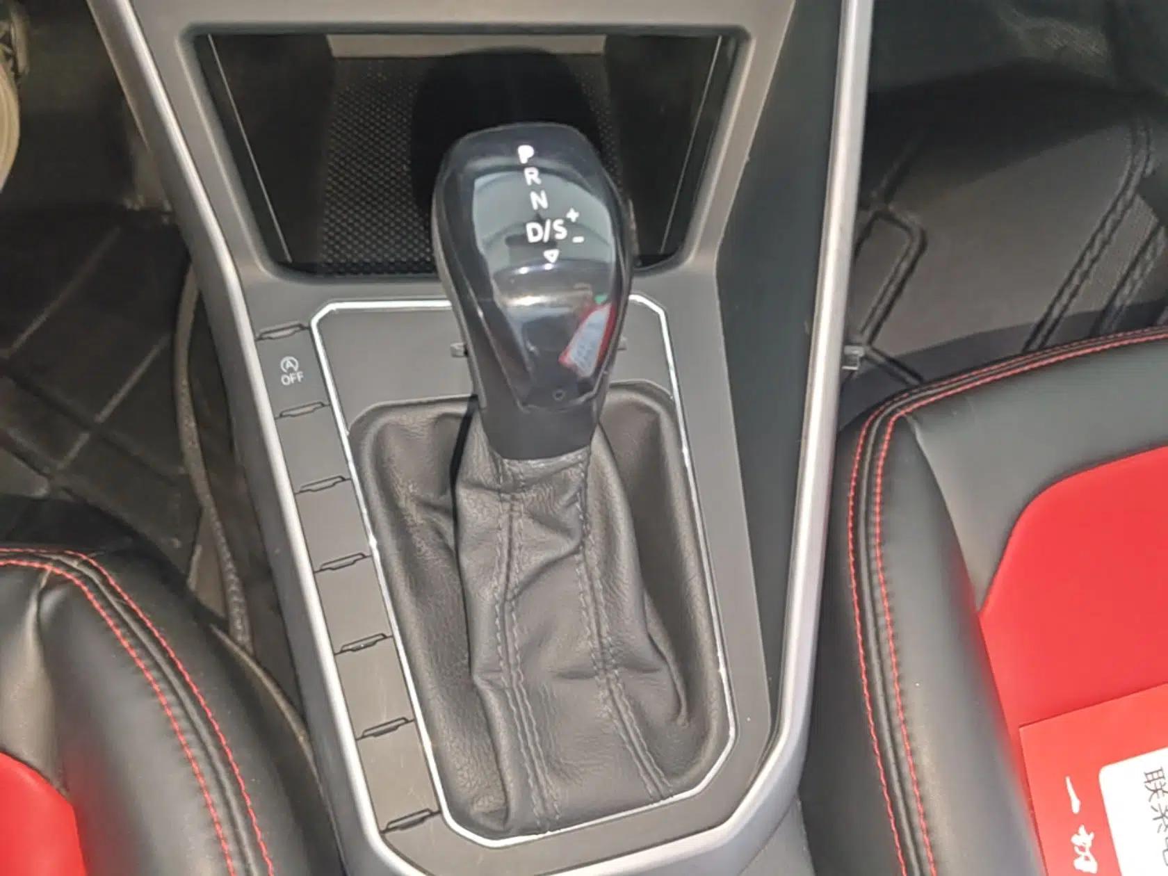 Volkswagen Polo 2019 Plus 1.5L Automatic Panoramic Enjoyment Edition — миниатюра 16