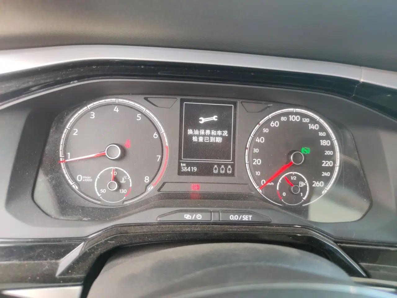 Volkswagen Polo 2021 Plus 1.5L Automatic Colorful Tech Edition — миниатюра 11