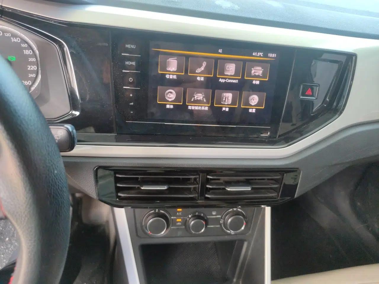 Volkswagen Polo 2021 Plus 1.5L Automatic Colorful Tech Edition — миниатюра 13