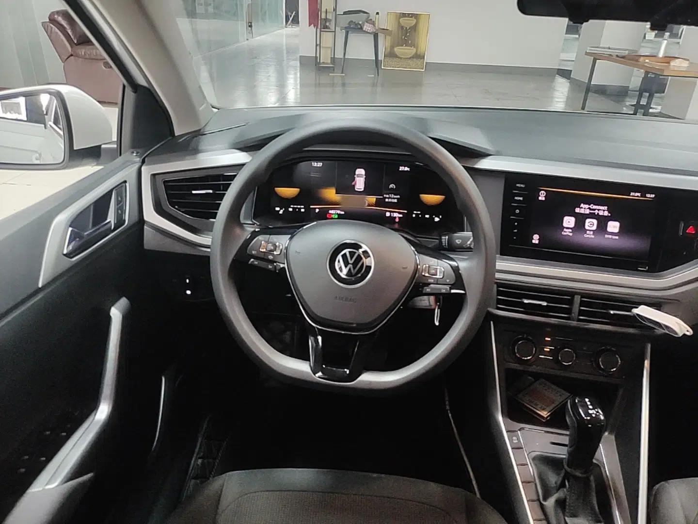 Volkswagen Polo 2023 Plus 1.5L Automatic Enjoy-the-Moment Edition — миниатюра 13