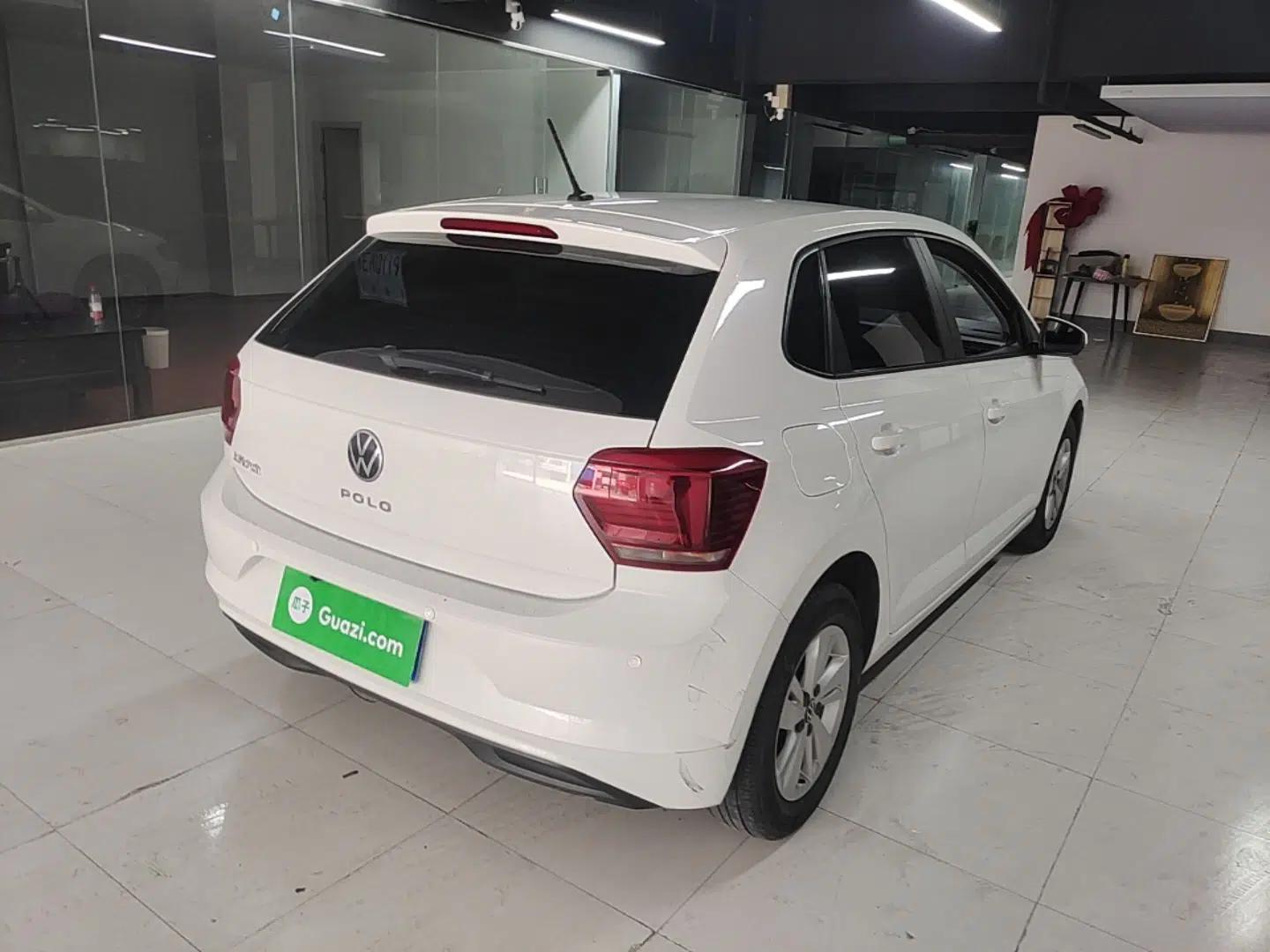 Volkswagen Polo 2023 Plus 1.5L Automatic Enjoy-the-Moment Edition — миниатюра 6
