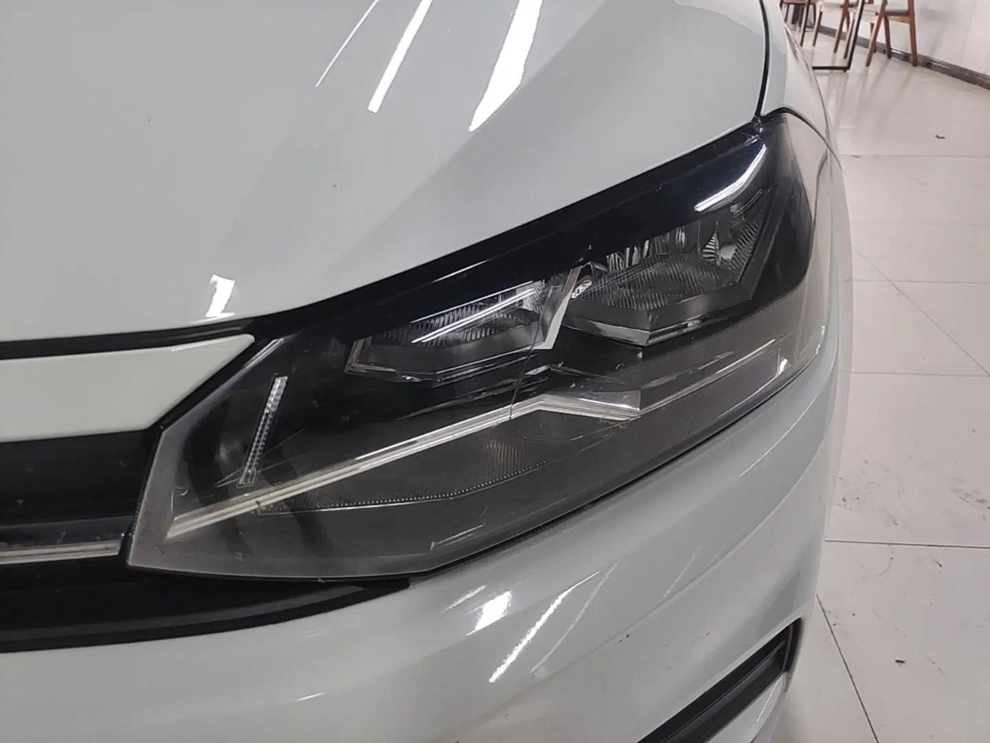 Volkswagen Polo 2023 Plus 1.5L Automatic Enjoy-the-Moment Edition — миниатюра 8
