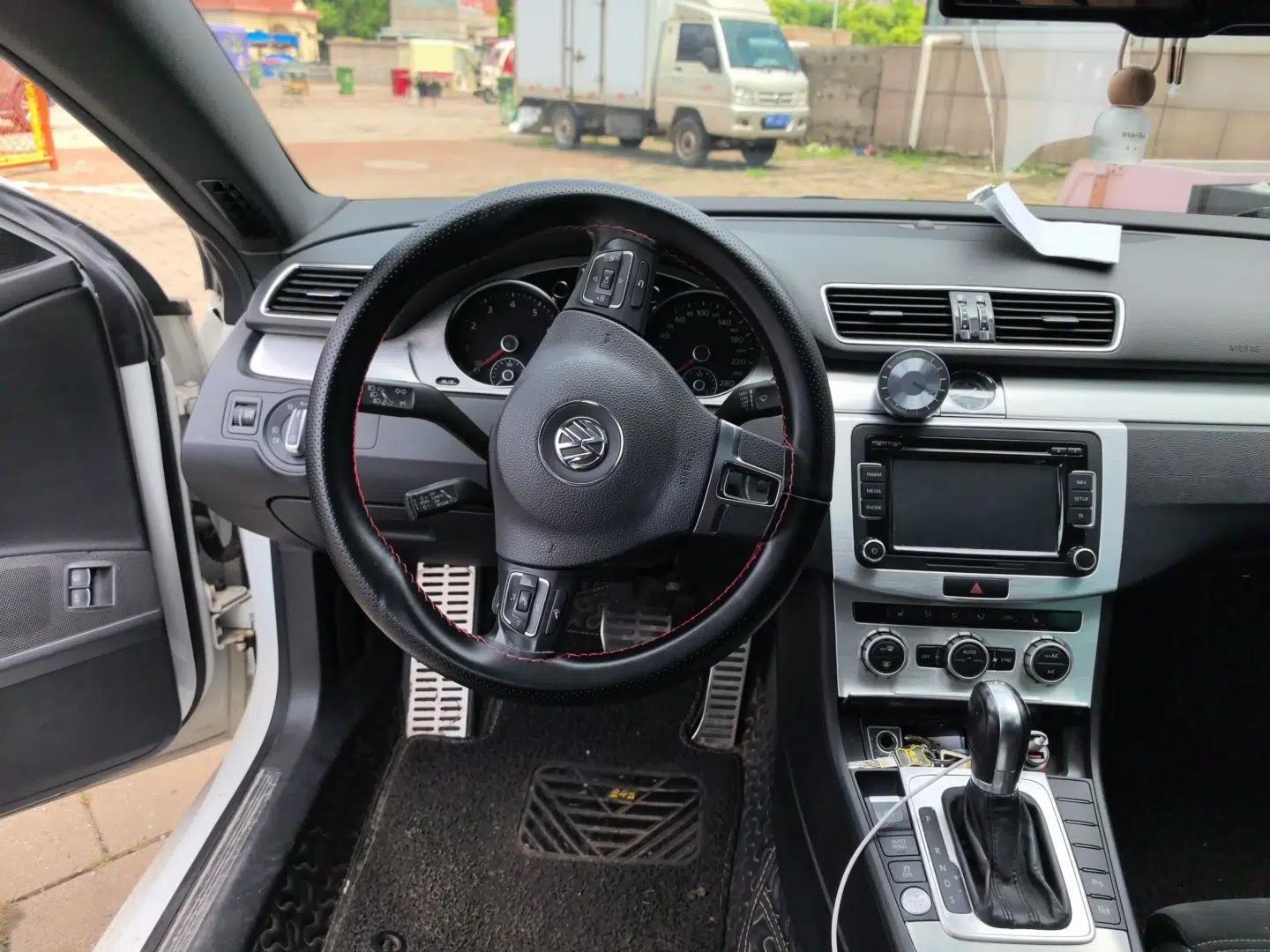 Volkswagen FAW-Volkswagen CC 2015 1.8TSI Luxury Model — миниатюра 10