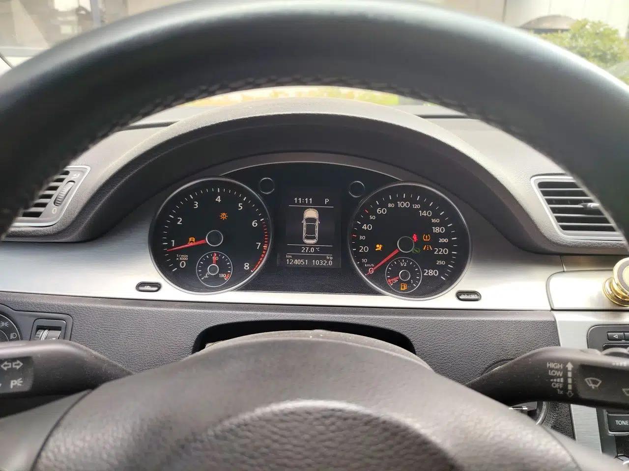 Volkswagen FAW-Volkswagen CC 2011 2.0 TSI Ultimate Edition — миниатюра 11
