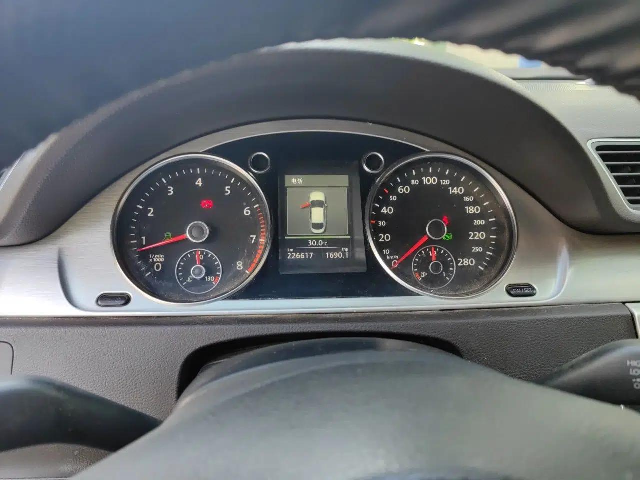 Volkswagen FAW-Volkswagen CC 2013 2.0 TSI Ultimate Model — миниатюра 11