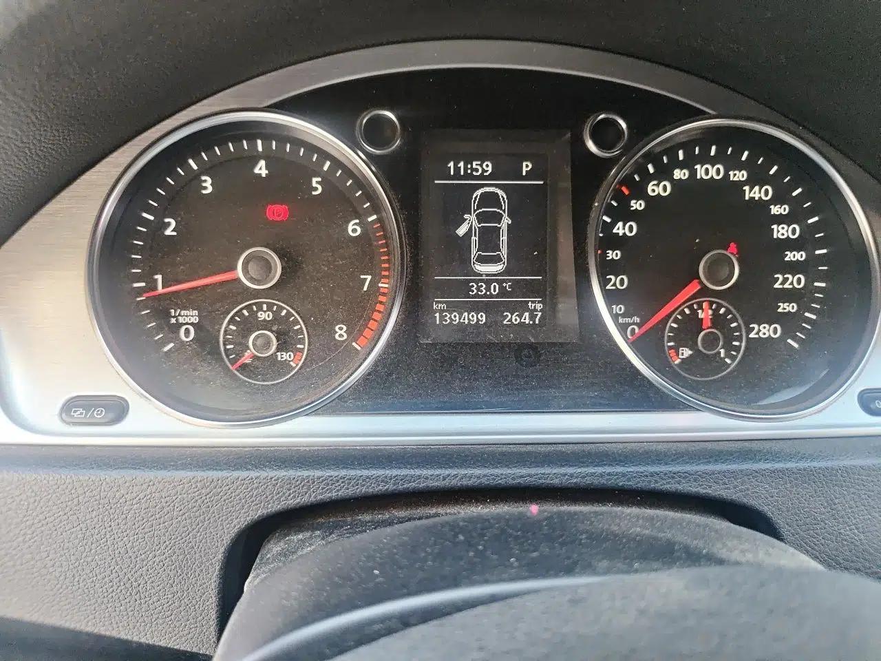 Volkswagen FAW-Volkswagen CC 2013 1.8TSI Prestige Model — миниатюра 12