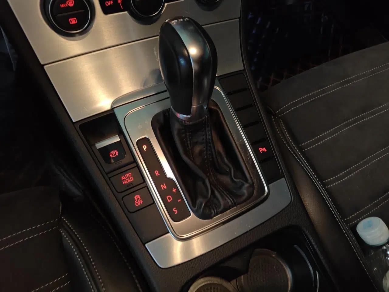 Volkswagen FAW-Volkswagen CC 2018 1.8TSI Prestige Model — миниатюра 14