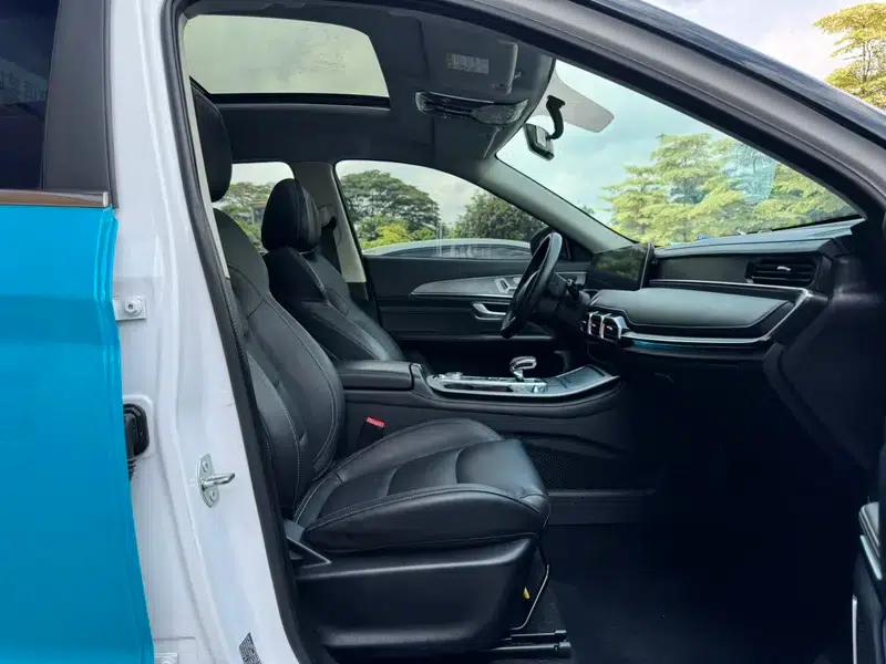 Jetour X70 PLUS 2021 Facelift 1.5T DCT Mountain Pro 5-Seater — миниатюра 20