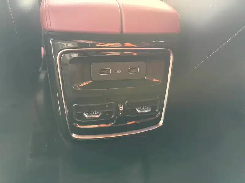 Jetour X70 PLUS 2023 1.5T DCT Warrior PLUS 7-seater — миниатюра 7