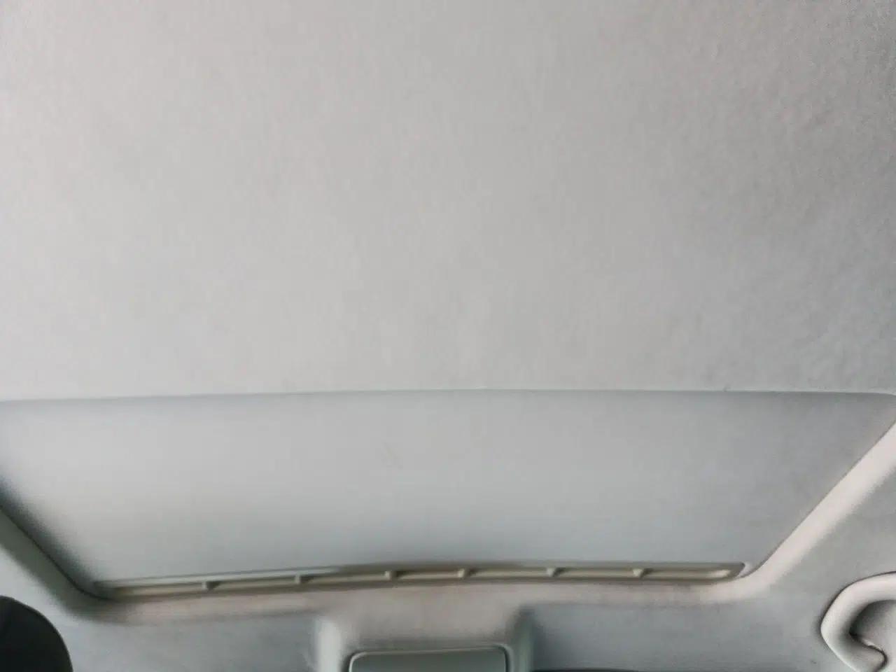 Volkswagen Bora 2013 1.6L Automatic Comfort Model — миниатюра 18