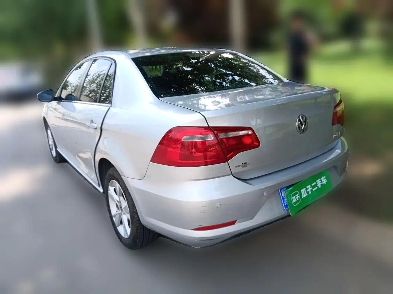 Volkswagen Bora 2013 1.6L Automatic Comfort Model — миниатюра 4