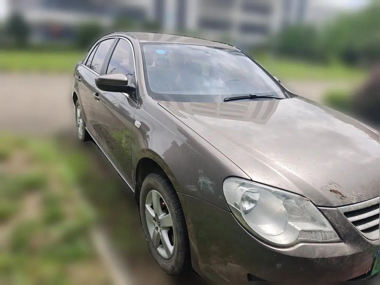 Volkswagen Bora 2012 1.6L Manual Fashion Edition — миниатюра 3